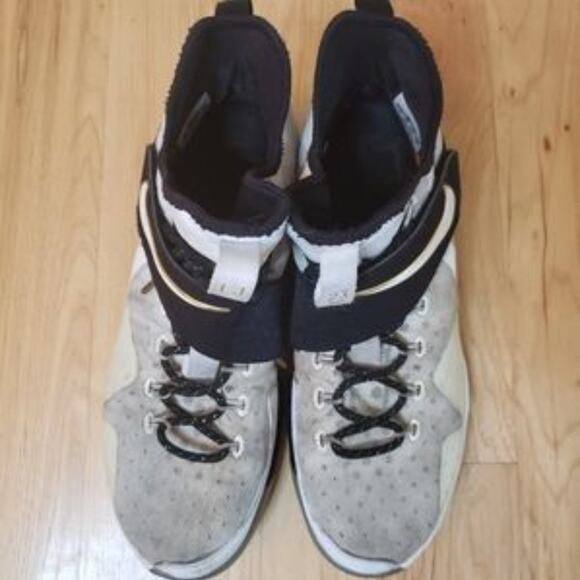 Nike LeBron XIV 860634-100 Sneakers Mens 14 High Top Leather BHM Basketball Y2K - Picture 3 of 16